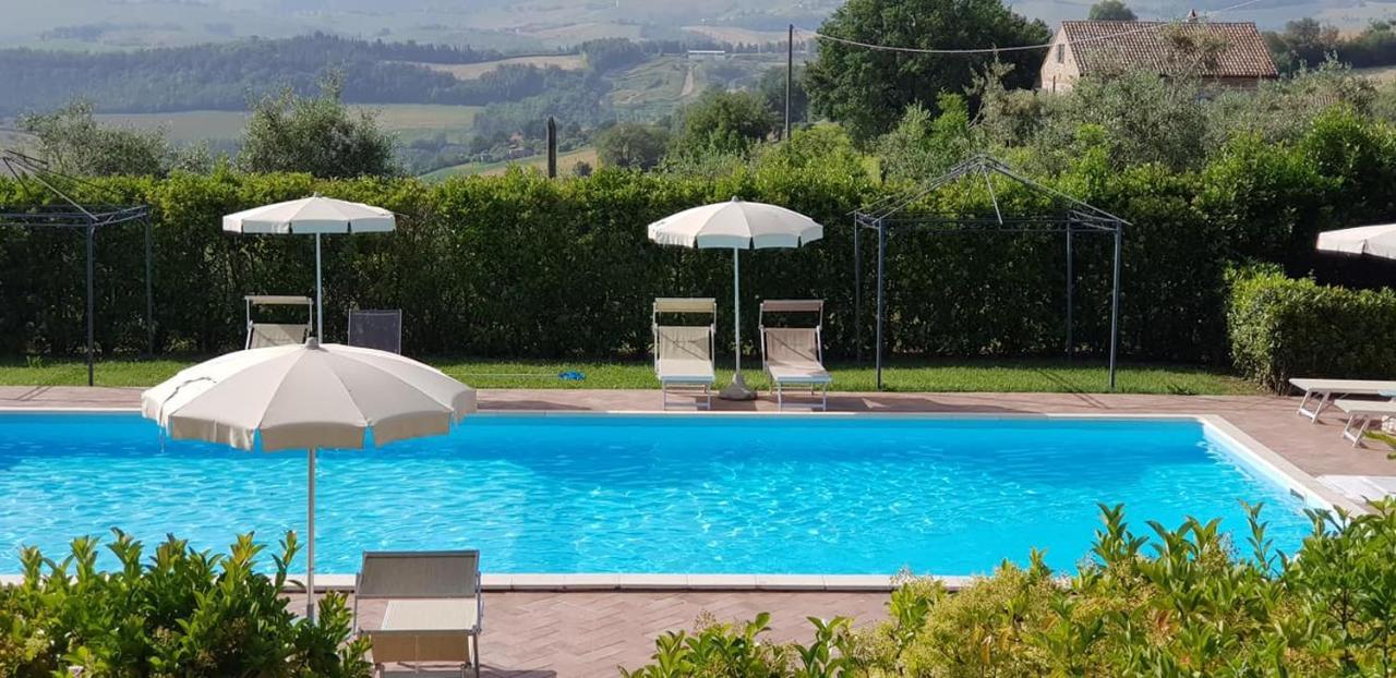 Agriturismo Fiore Di Campo Fermo Eksteriør billede