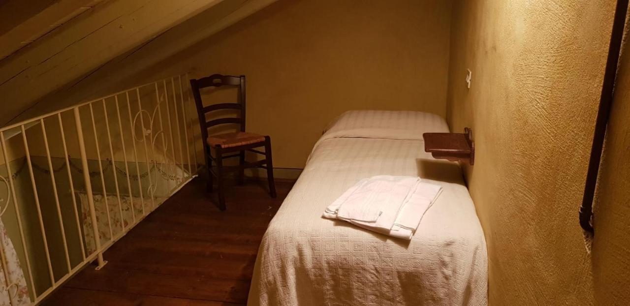 Agriturismo Fiore Di Campo Fermo Eksteriør billede