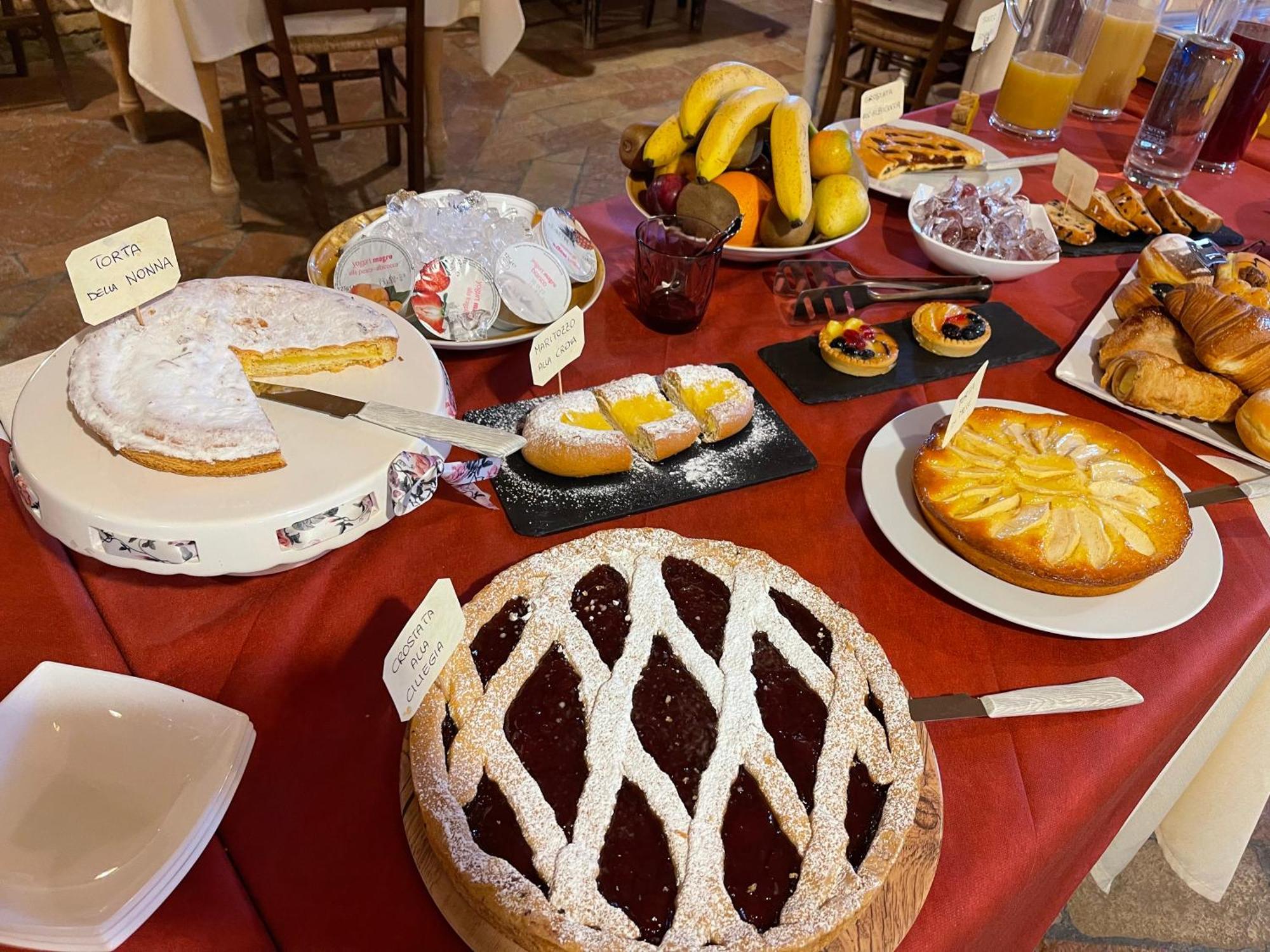 Agriturismo Fiore Di Campo Fermo Eksteriør billede